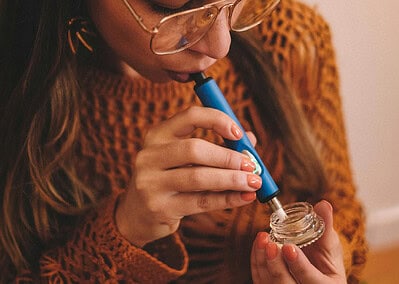 What Cannabis Products Are Solventless? Exploring 7 Types